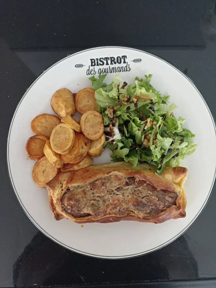 Andouillette Feuilletée Sauce Dijonnaise